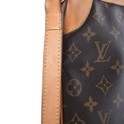 Louis Vuitton Monogram Odeon PM 14 of 17