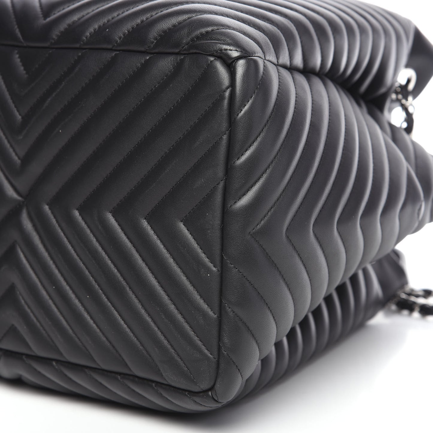 Lambskin Chevron Quilted Large Urban Spirit Drawstring Bag Black