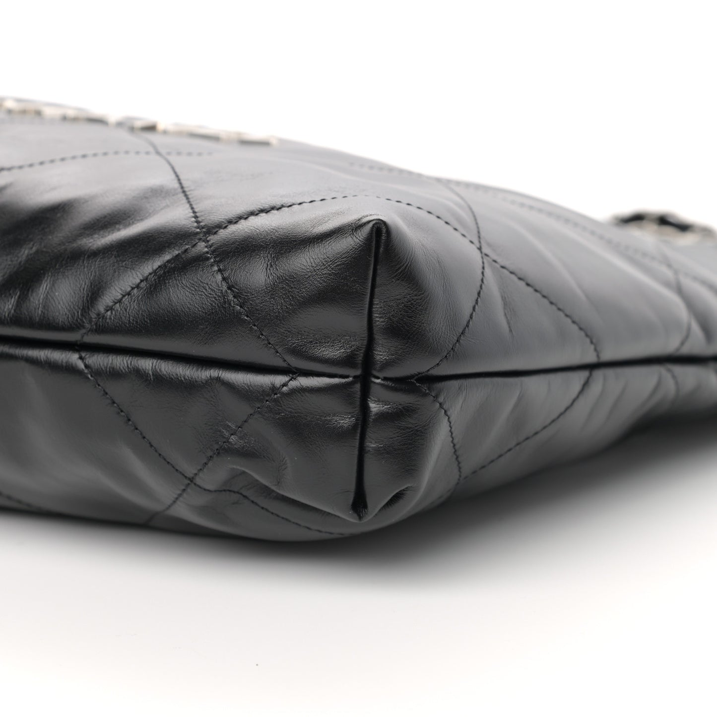 Shiny Calfskin Quilted Small Chanel 22 Black