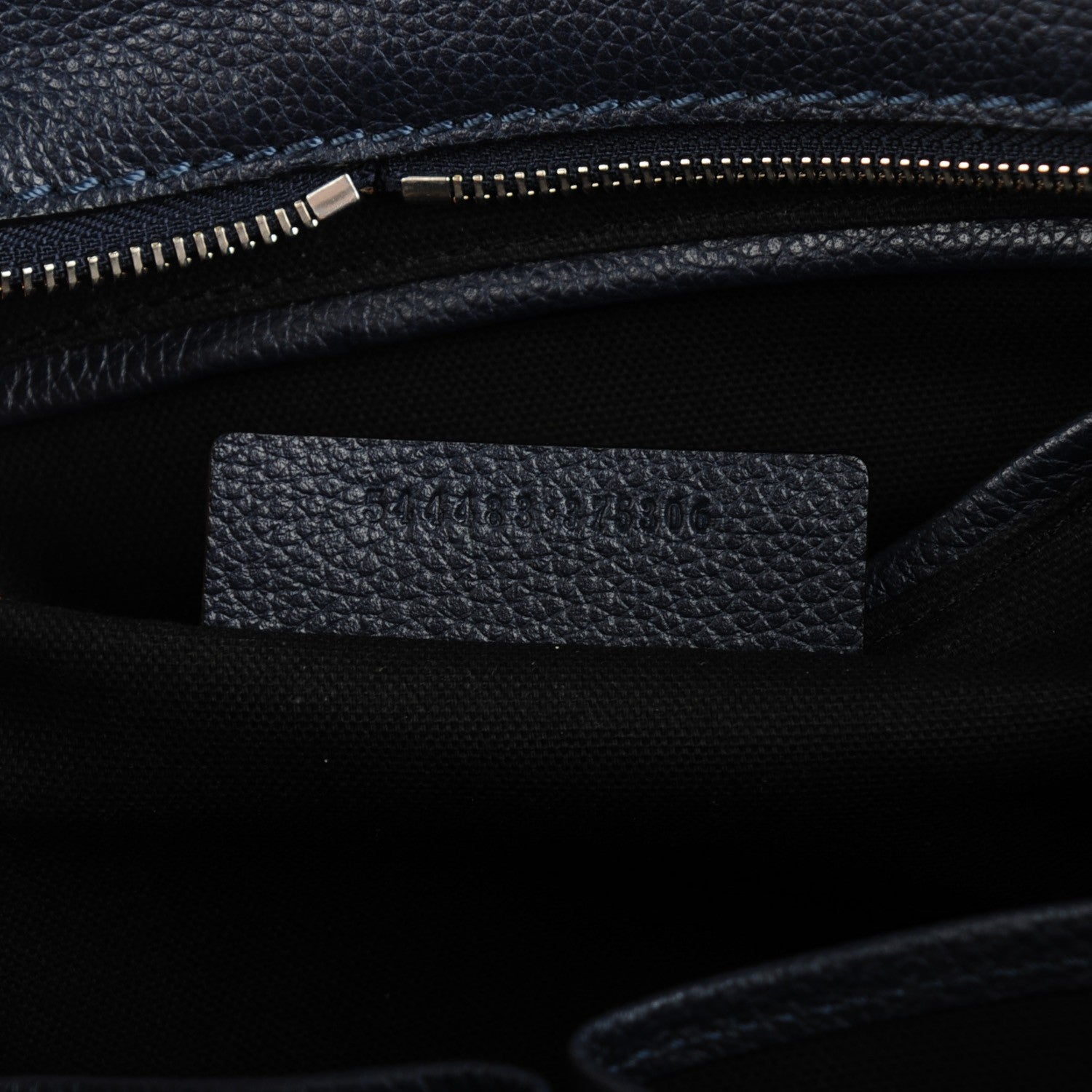 Alexander McQueen Pebbled Calfskin Small Skull Padlock Zip Around Tote Navy 7 of 7