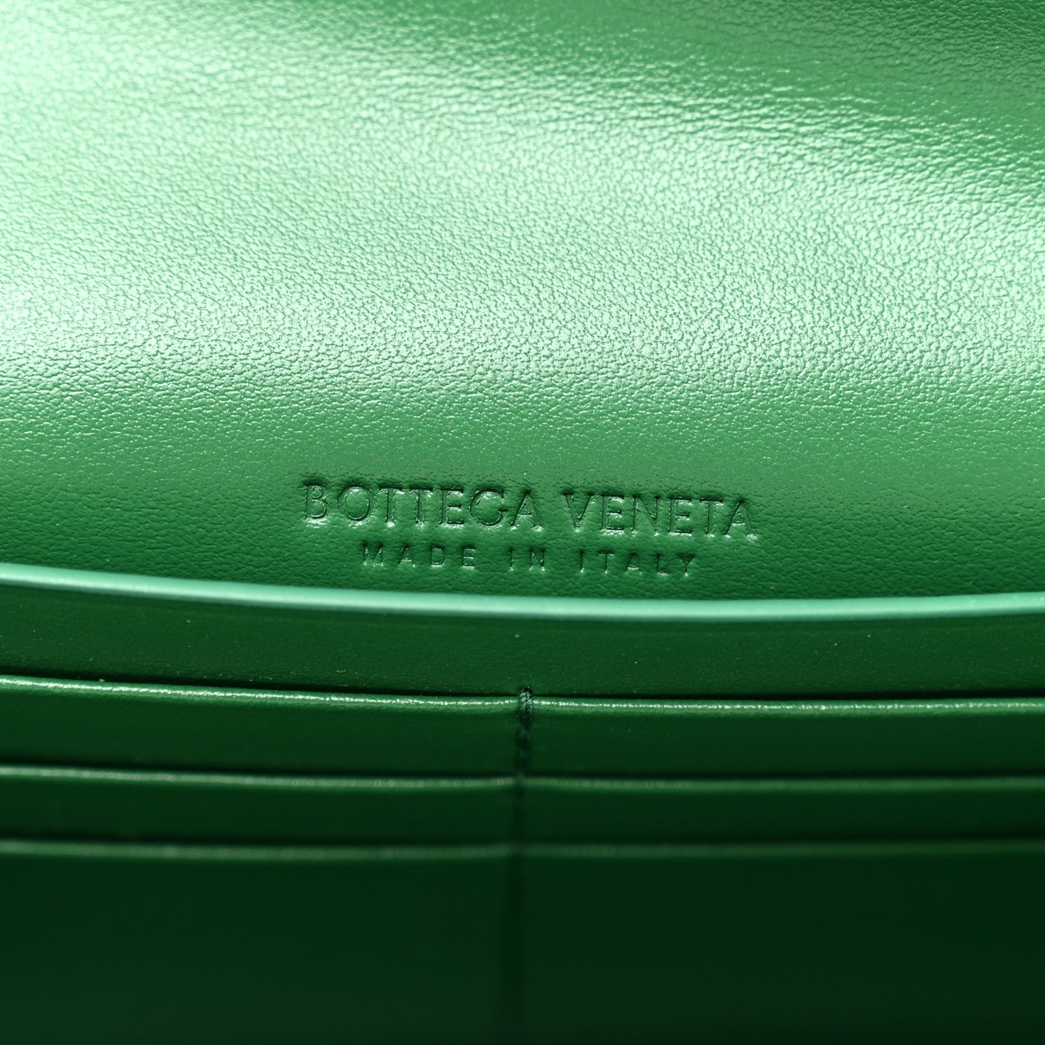 Bottega Veneta Nappa Intrecciato Long Andiamo Top Handle Clutch Jungle 6 of 9