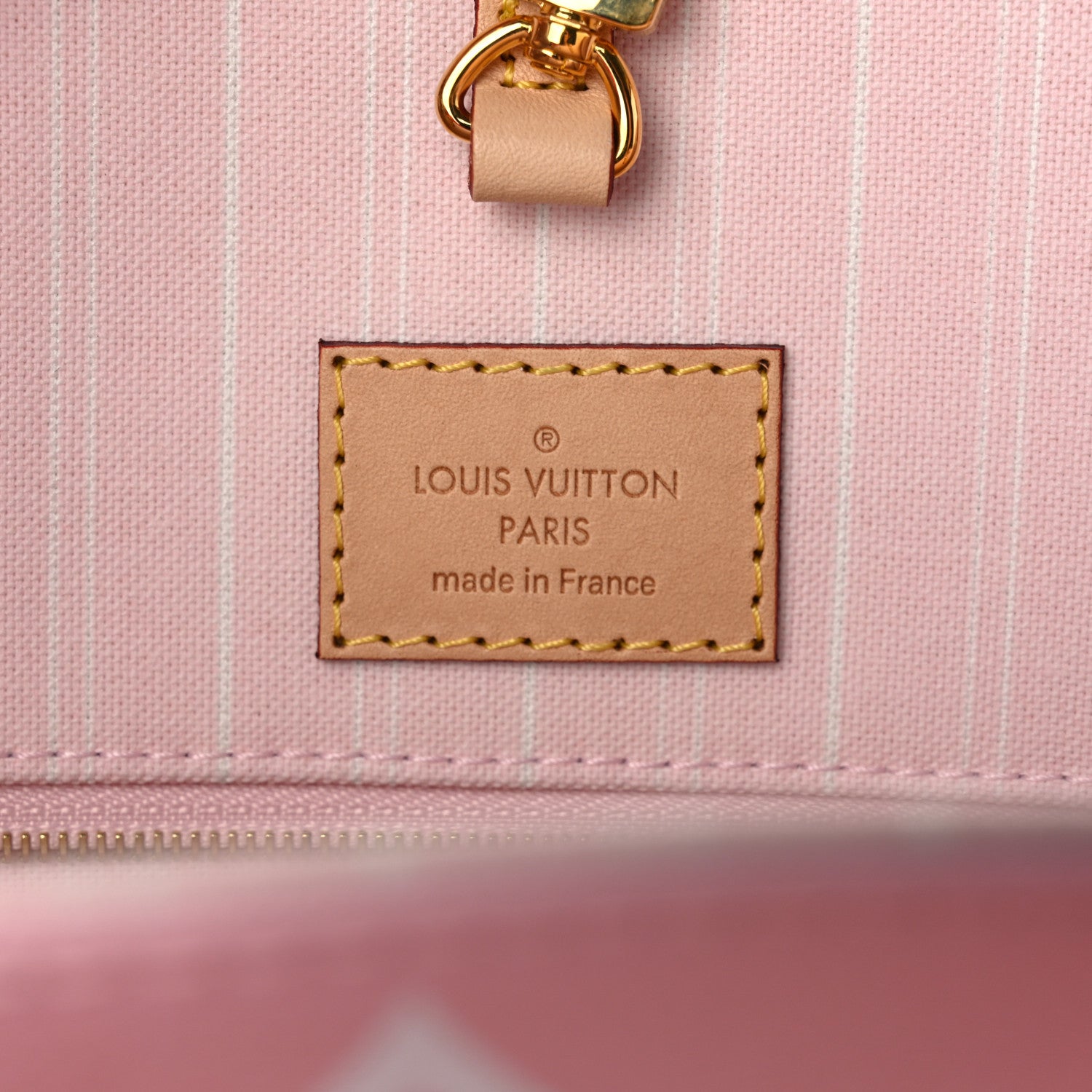 Louis Vuitton Monogram Giant By The Pool Hawaii Onthego GM Light Pink Light Pink 6 of 10
