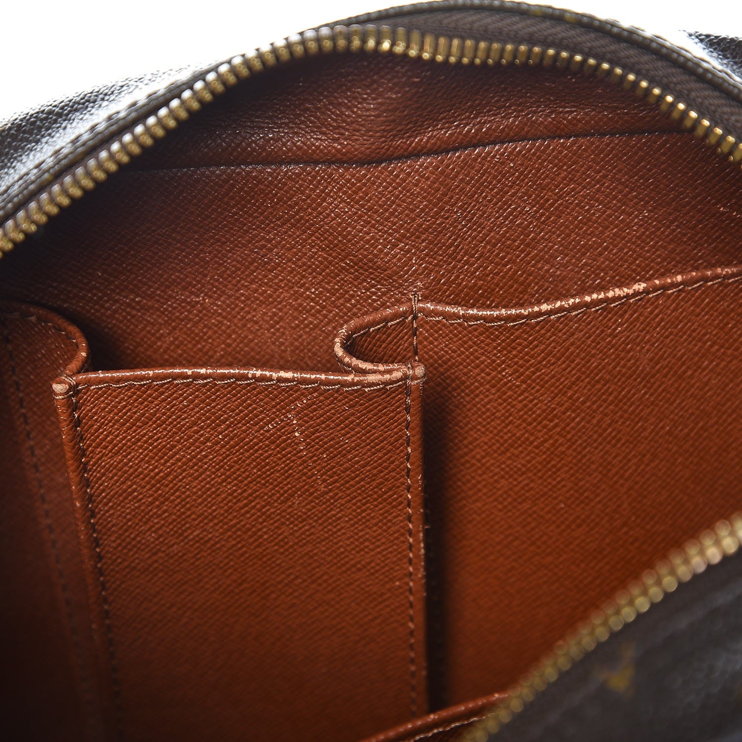 Louis Vuitton Monogram Cite MM 8 of 17