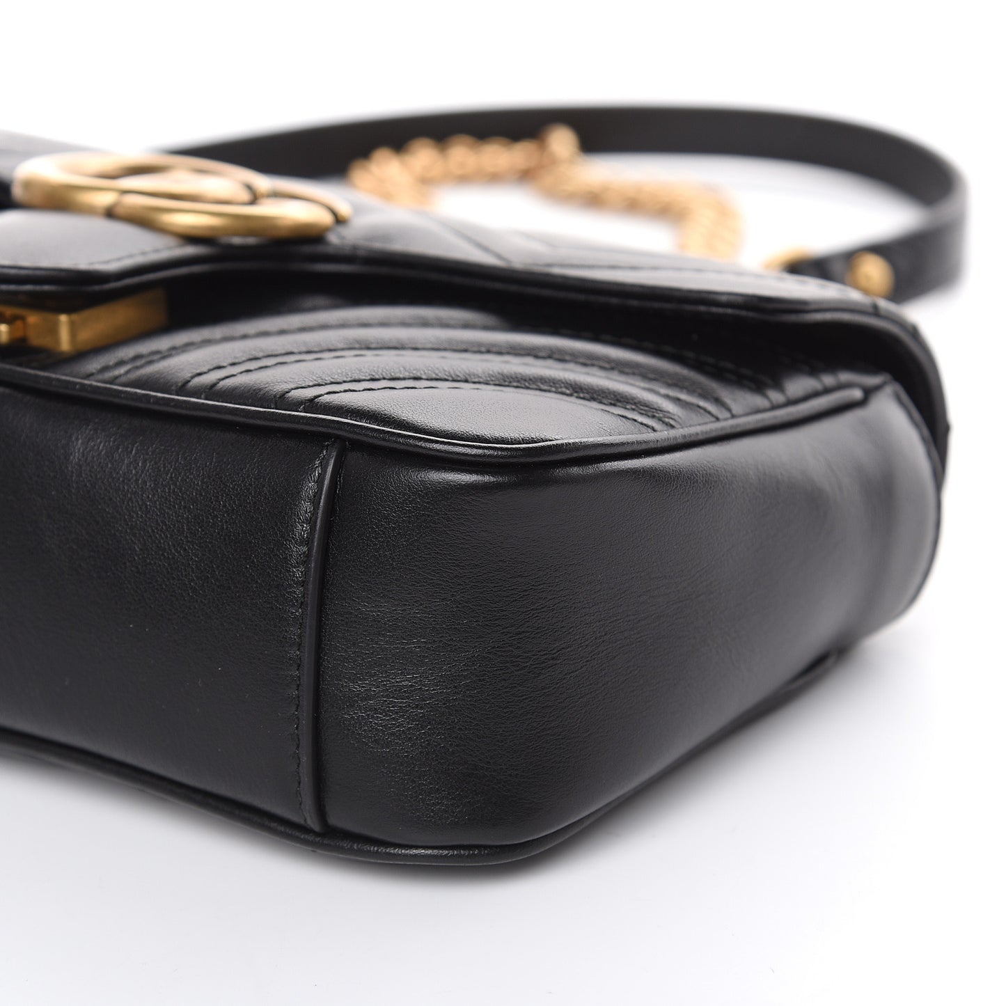 Calfskin Matelasse Mini GG Marmont Shoulder Bag Black