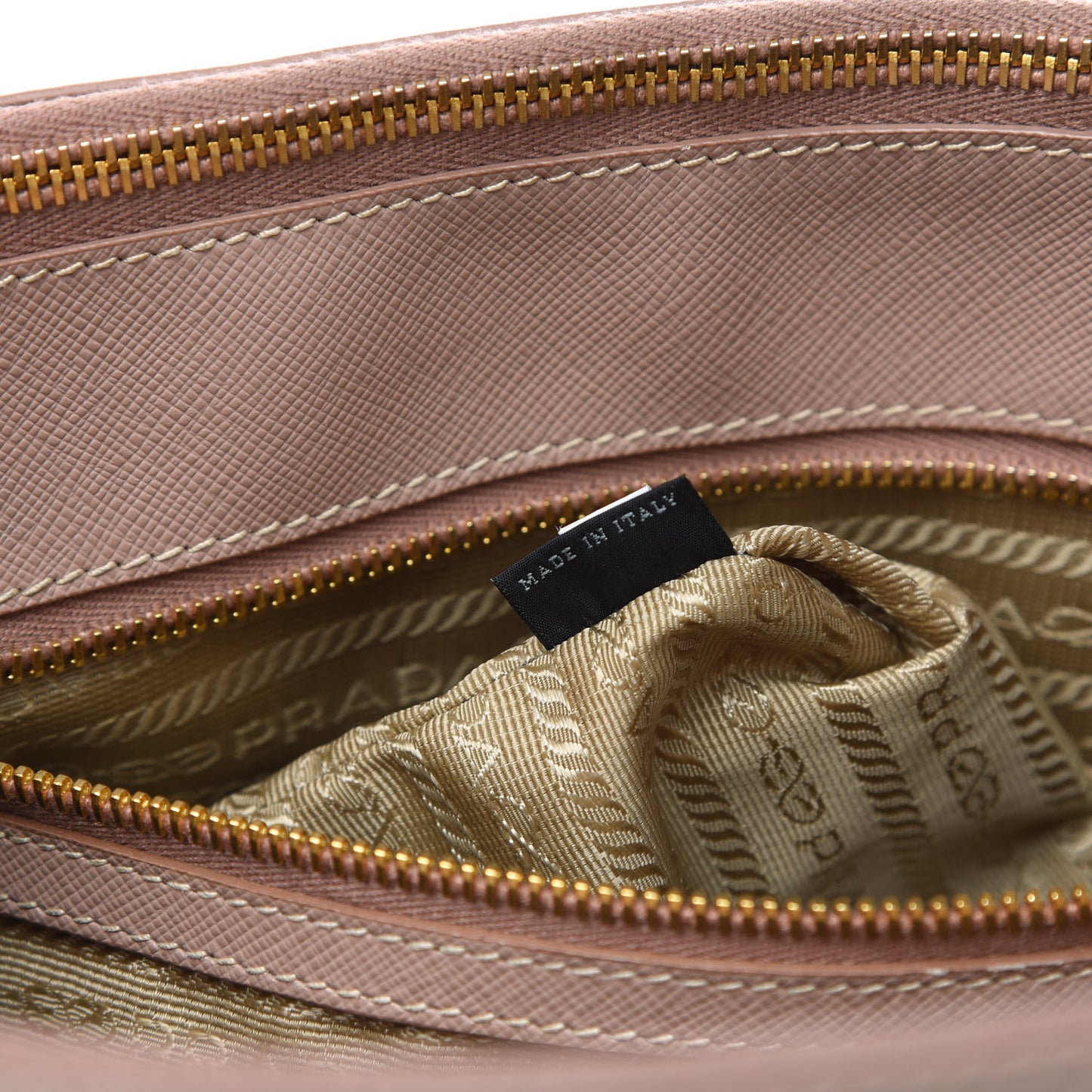 Saffiano Medium Galleria Double Zip Tote Cammeo