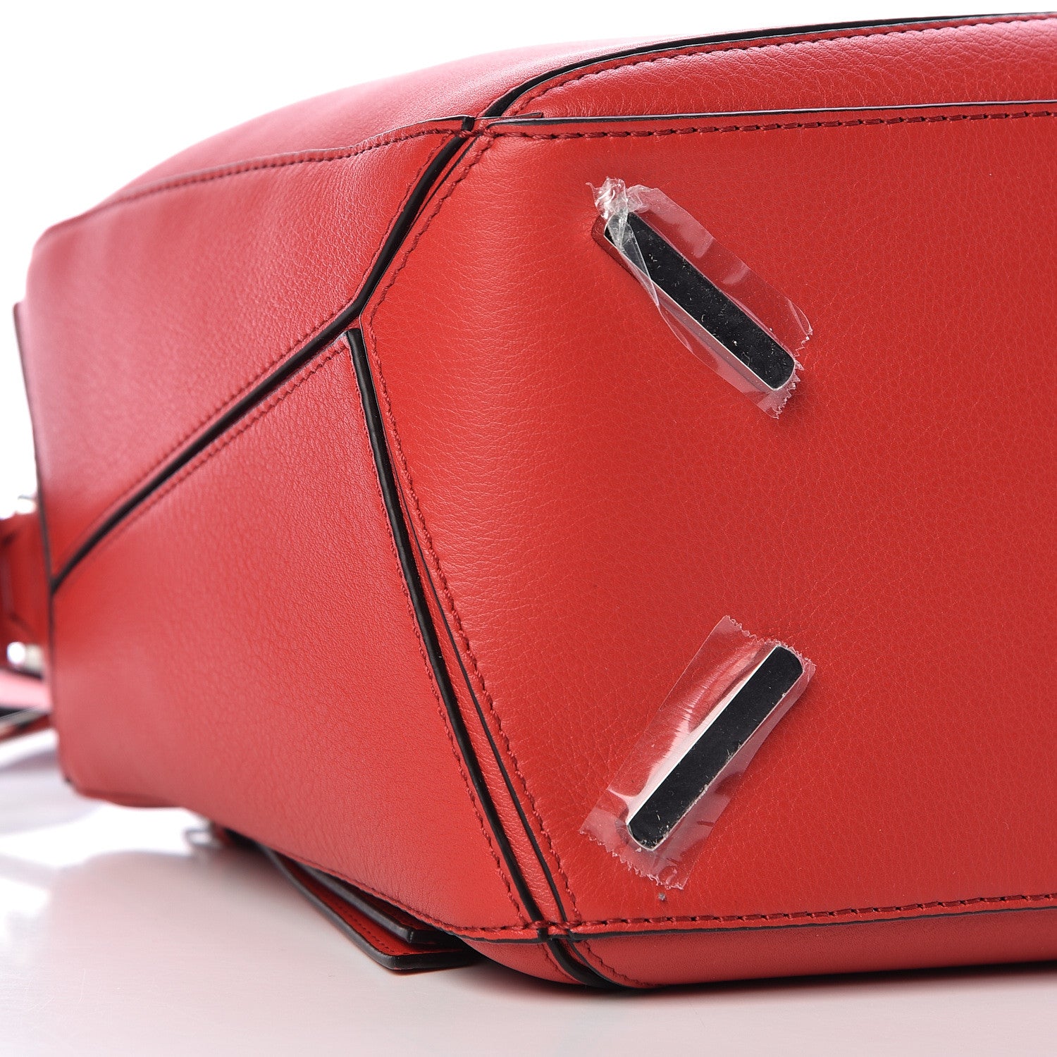 Loewe Calfskin Medium Puzzle Bag Scarlet 9 of 10
