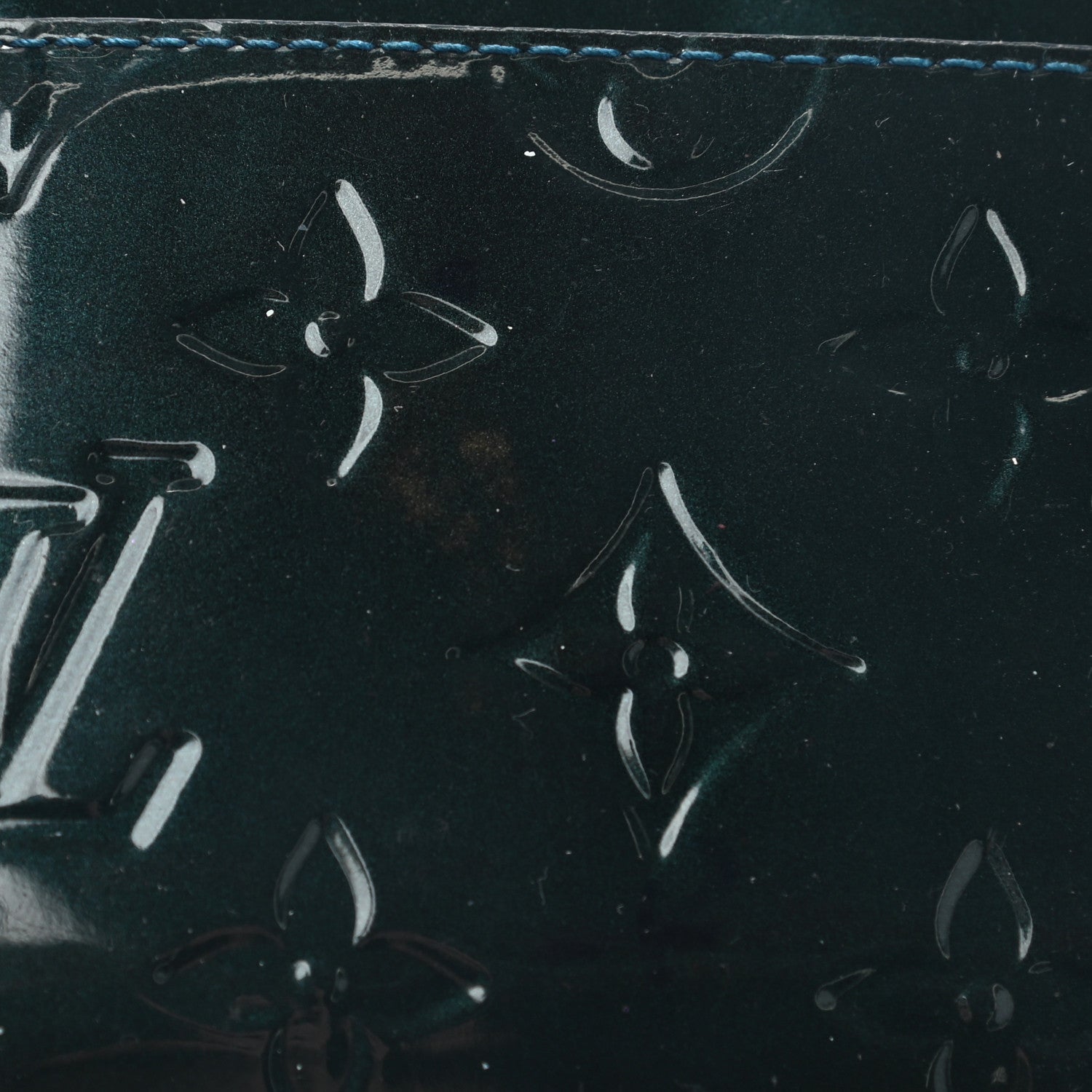 Louis Vuitton Vernis Key Pouch Blue Nuit 13 of 19