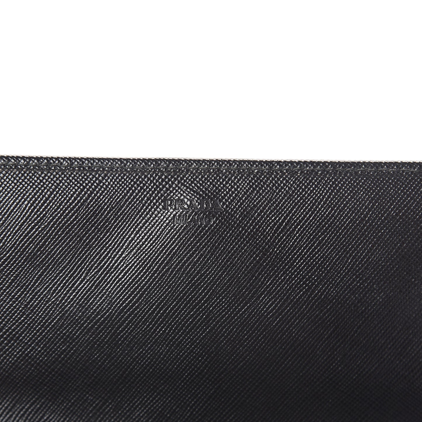 Saffiano Metal Oro Chain Wallet Black