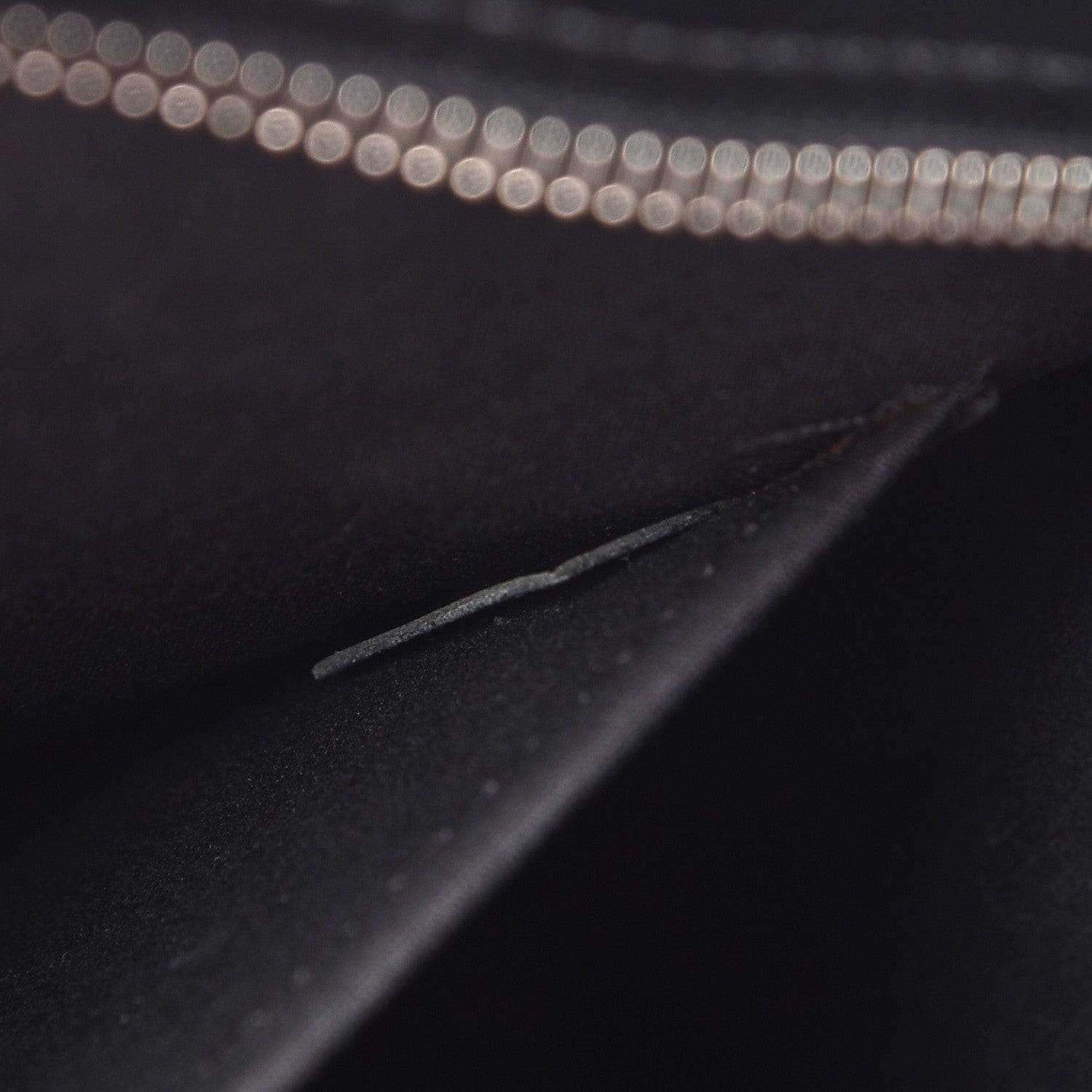 Louis Vuitton Epi Madeleine PM Black 7 of 11
