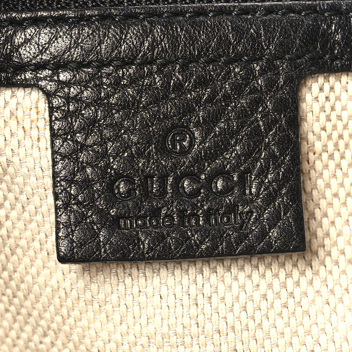 Pebbled Calfskin Medium Soho Chain Hobo Black