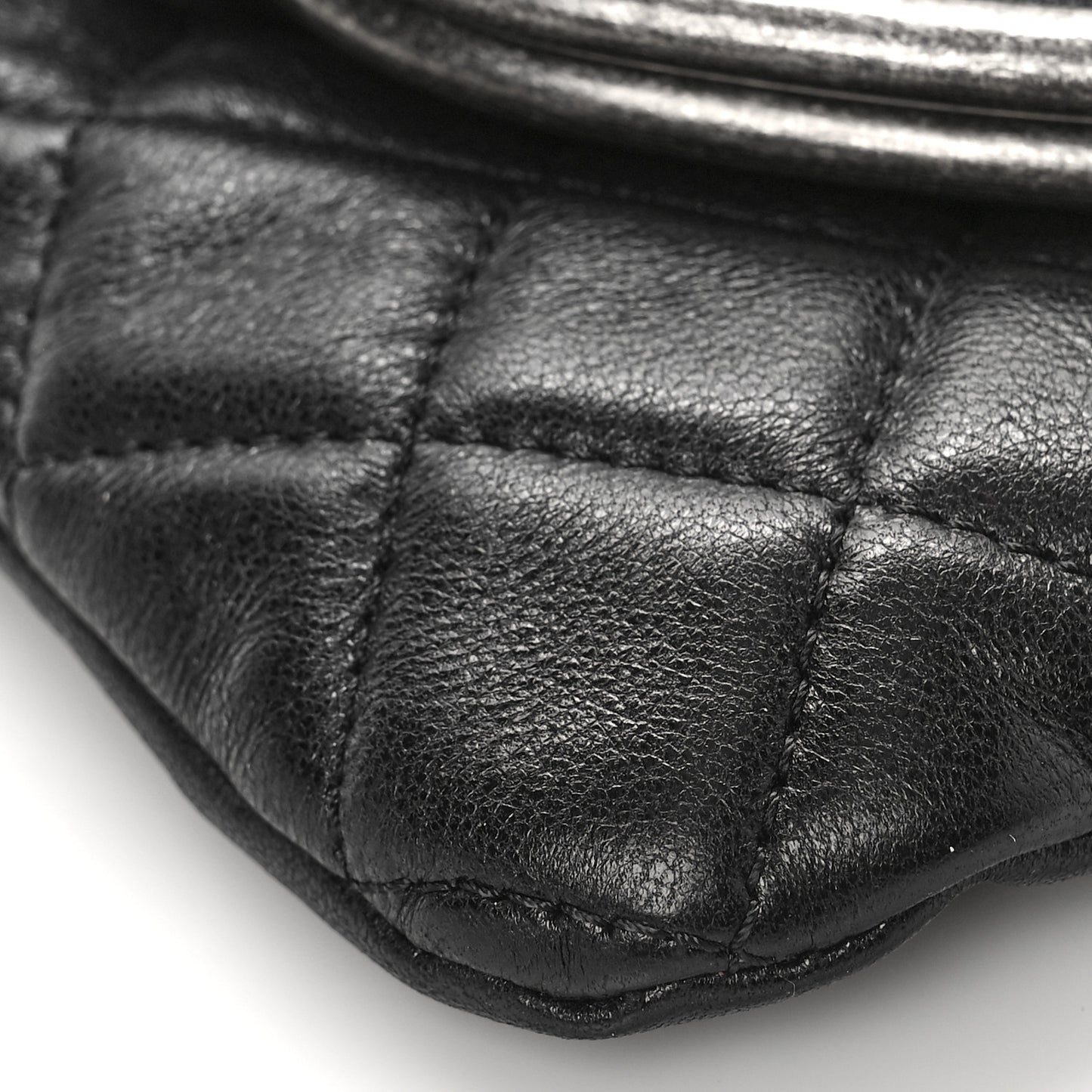 Lambskin Quilted Frame Clasp Flap Clutch Black