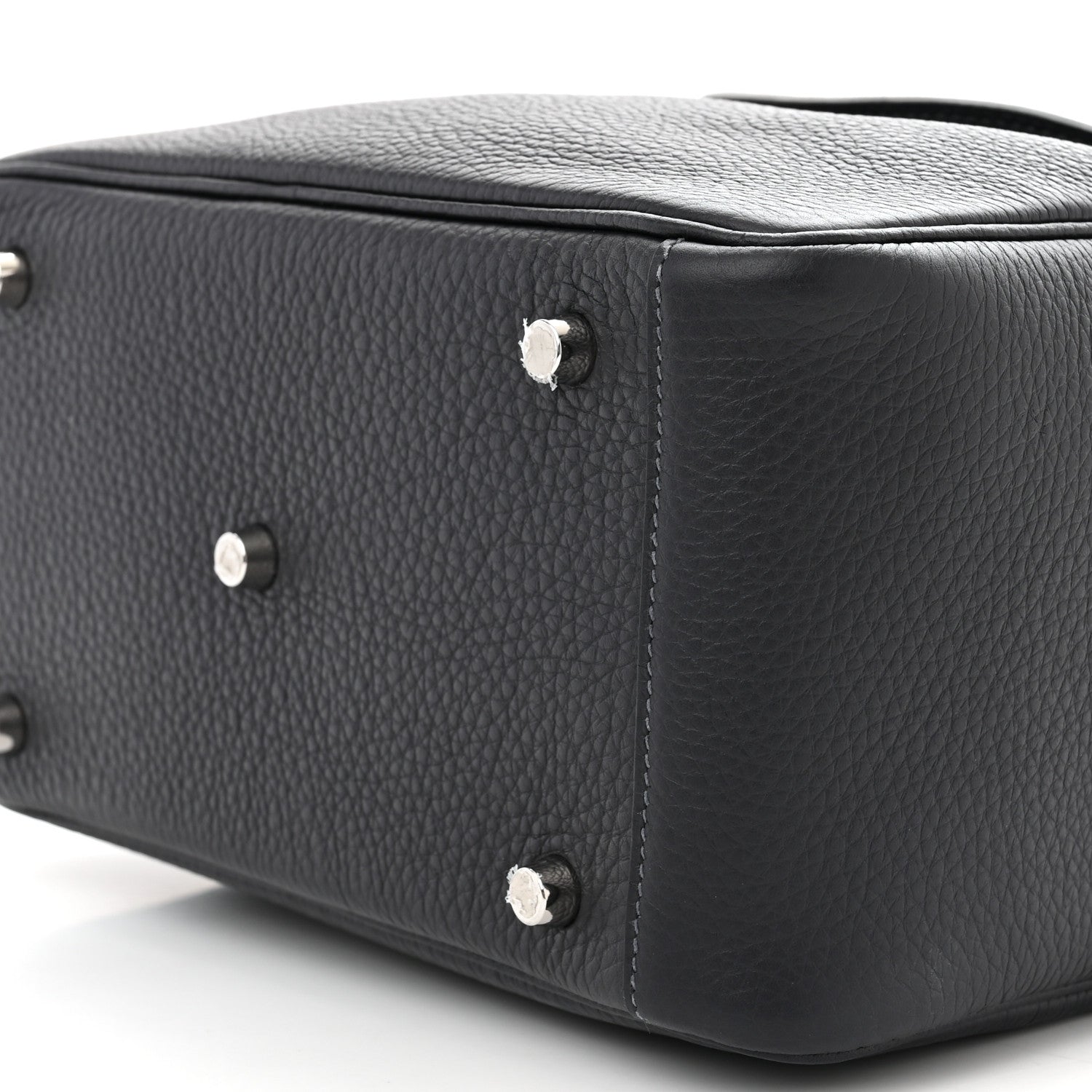 Hermes Taurillon Clemence Lindy 26 Caban 9 of 12