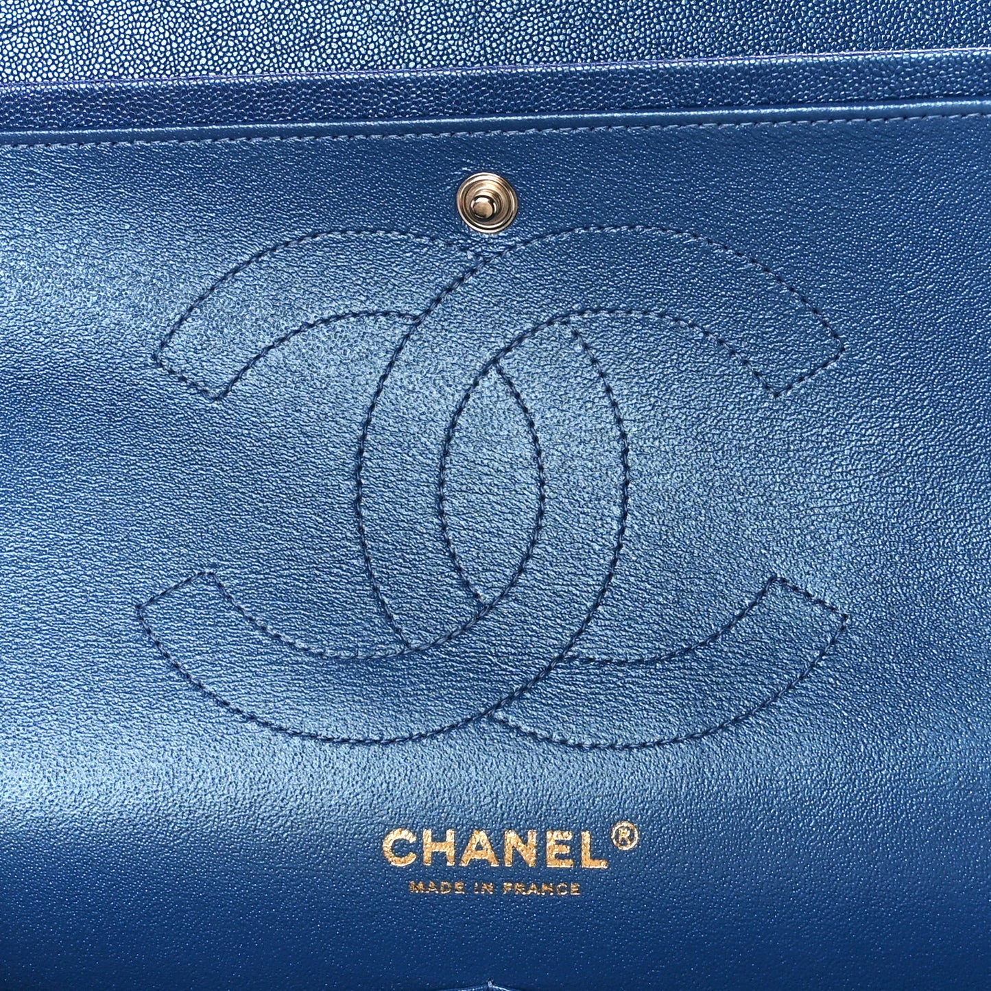 Iridescent Caviar Quilted Jumbo Double Flap Dark Blue