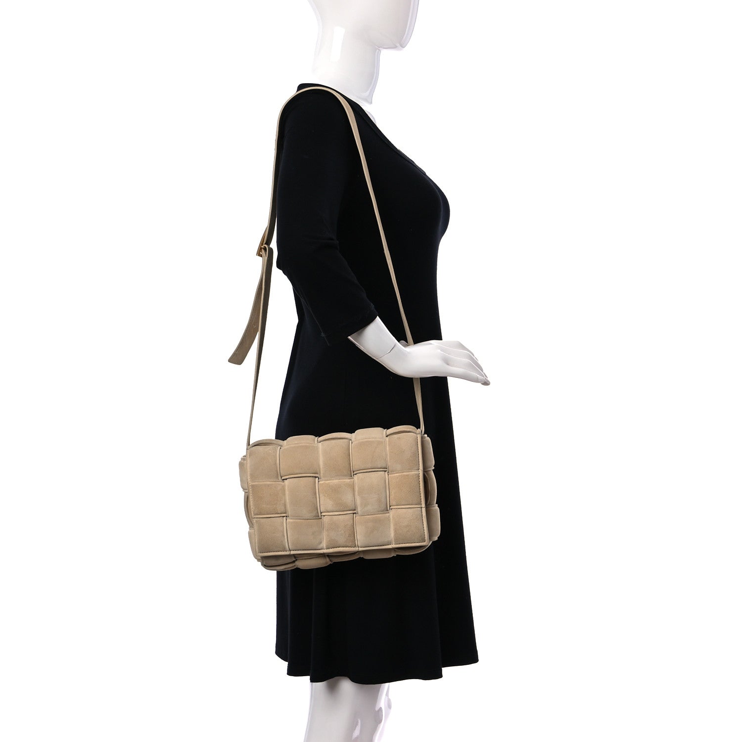 Bottega Veneta Suede Calfskin Maxi Intrecciato Padded Cassette Crossbody Bag Sand 2 of 15