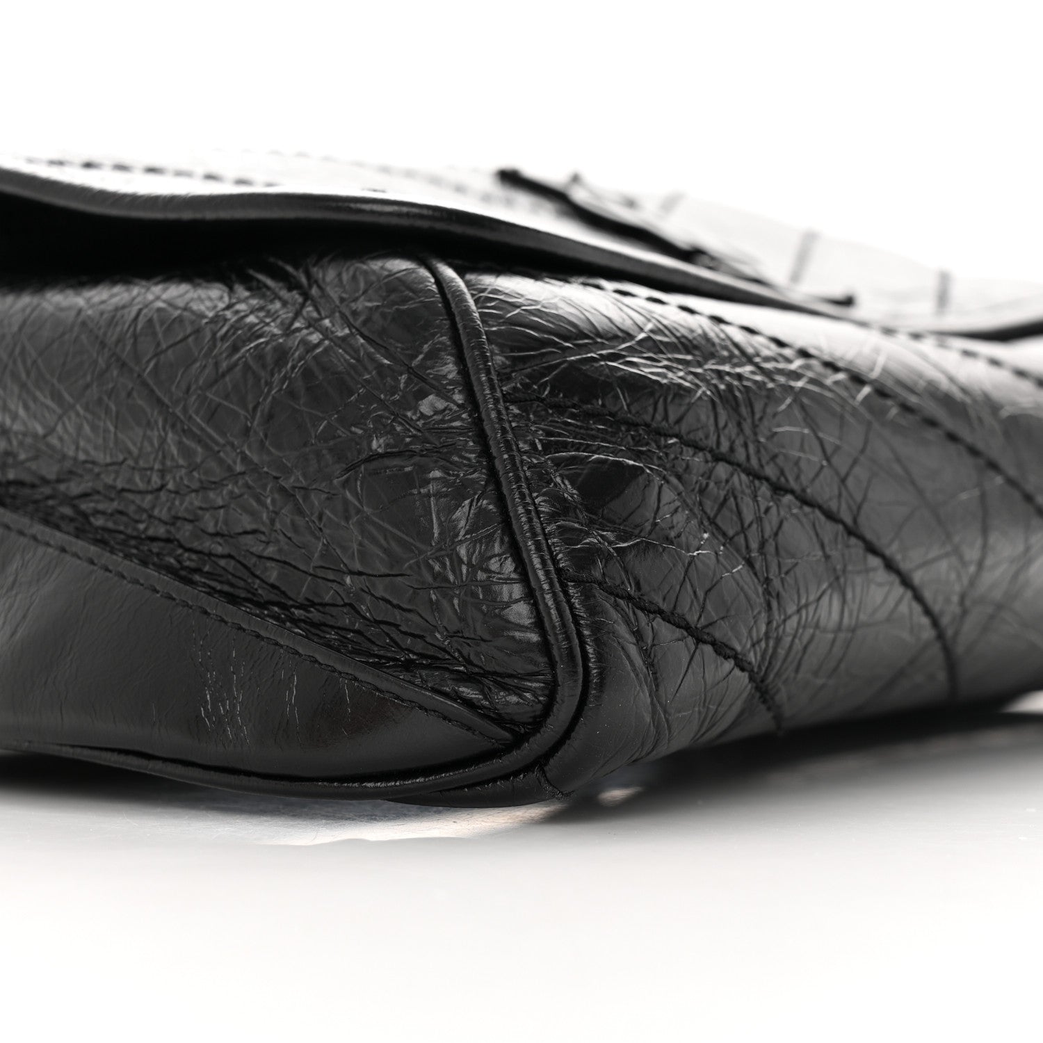Saint Laurent Crinkled Calfskin Matelasse Monogram Niki Body Bag Black 8 of 11
