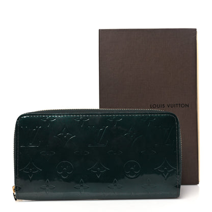 Louis Vuitton Vernis Zippy Wallet Bleu Nuit 9 of 9