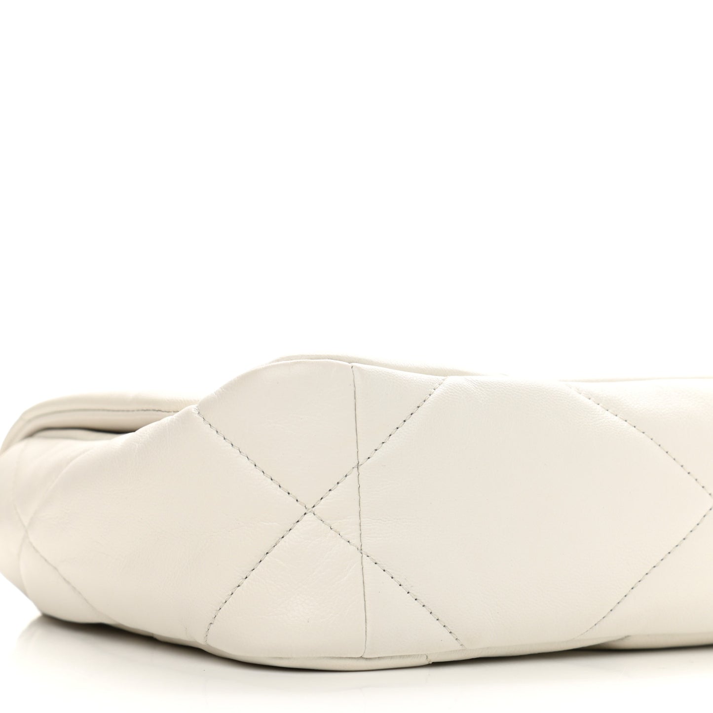 Goatskin Quilted Medium Chanel 19 Flap White