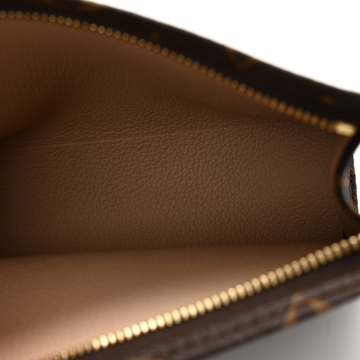 Louis Vuitton Monogram Toiletry Pouch 15 5 of 7