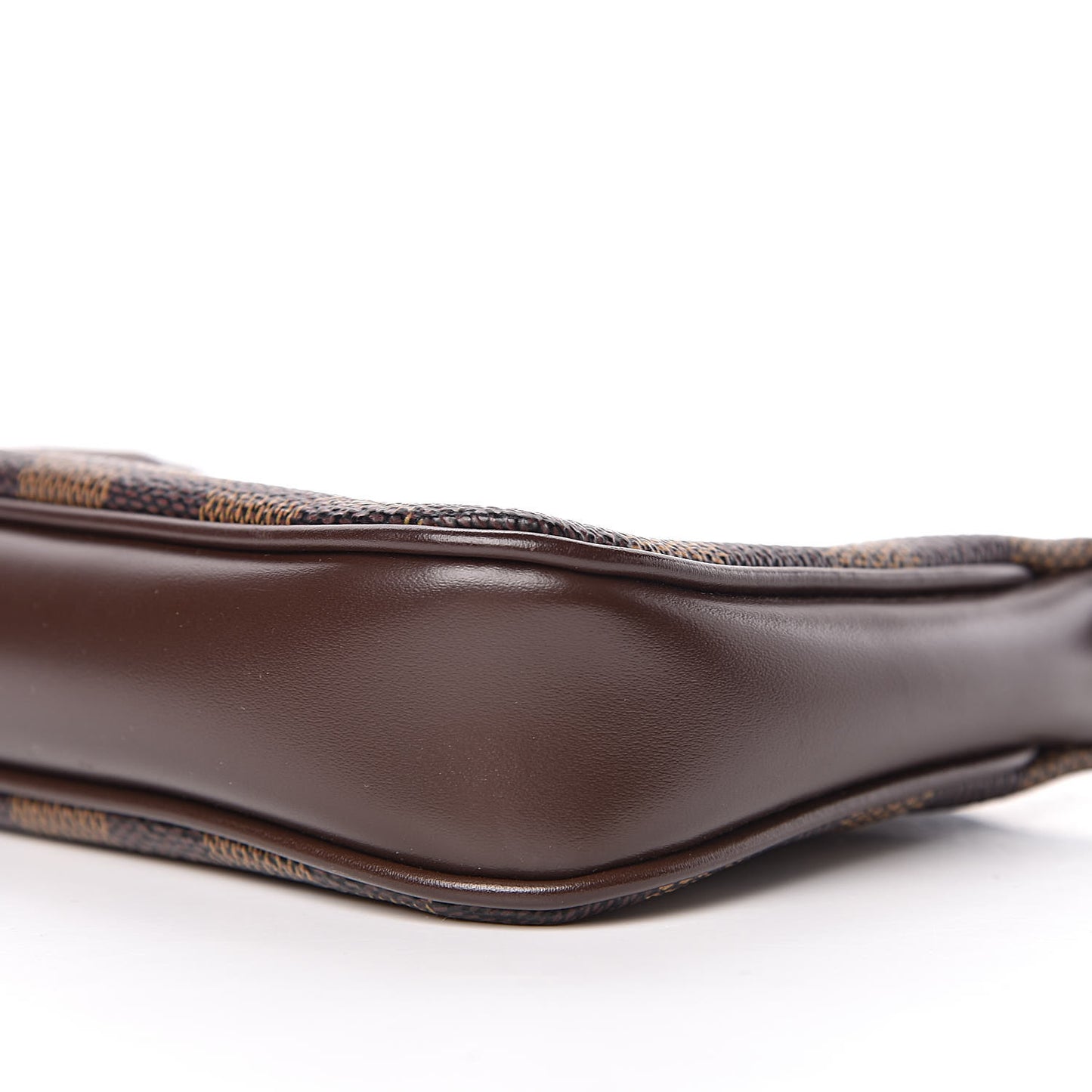 Damier Ebene Navona Pochette Accessories