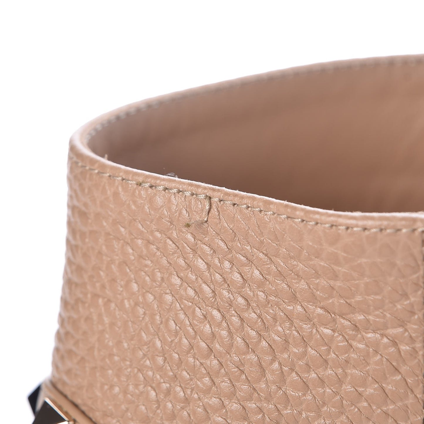 Pebbled Calfskin Rockstud Single Buckle 90mm Block Heel Ankle Boots 38.5 Camel Rose