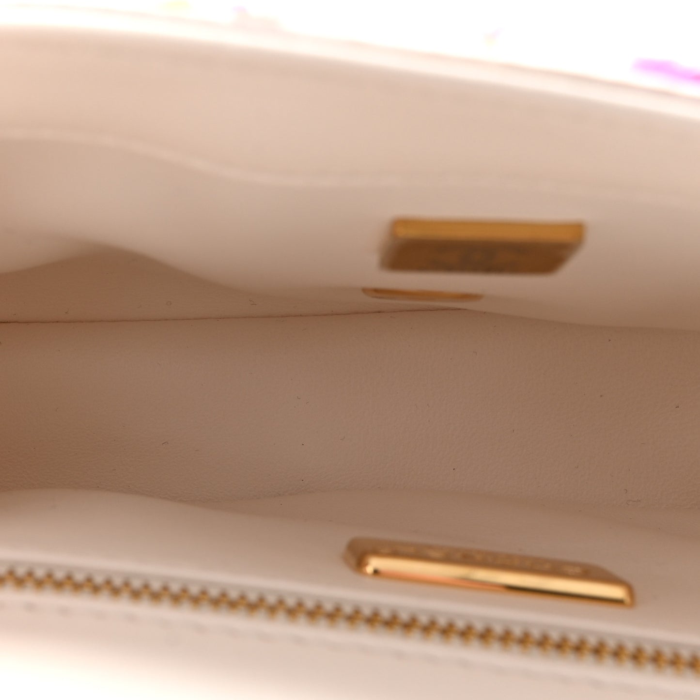 Sequin Logo CC Small Single Flap White Multicolor