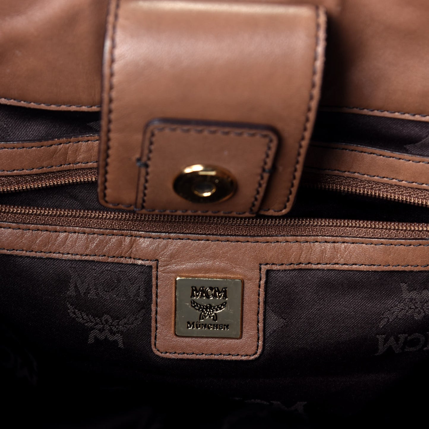 Visetos Shoulder Bag Brown