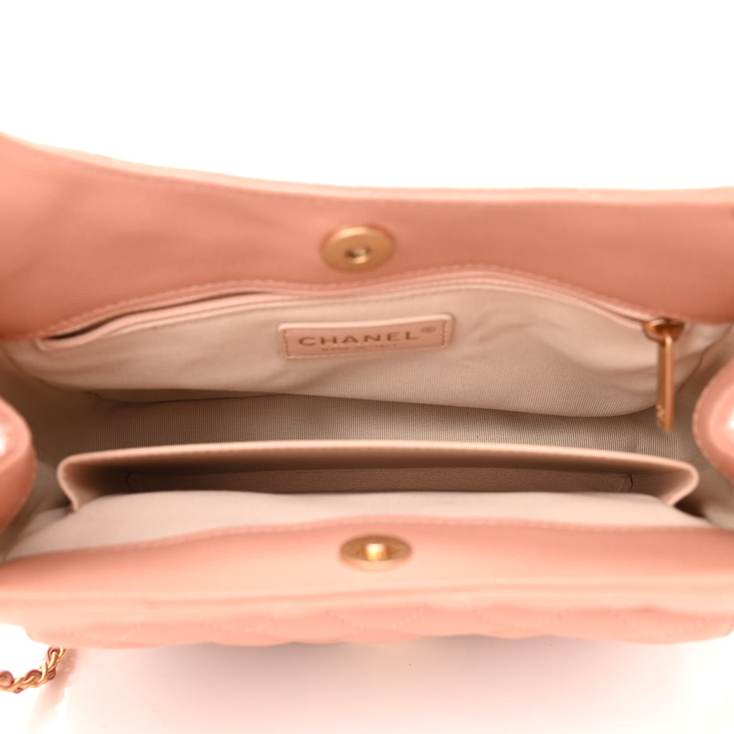 Caviar Quilted Wavy CC Hobo Beige