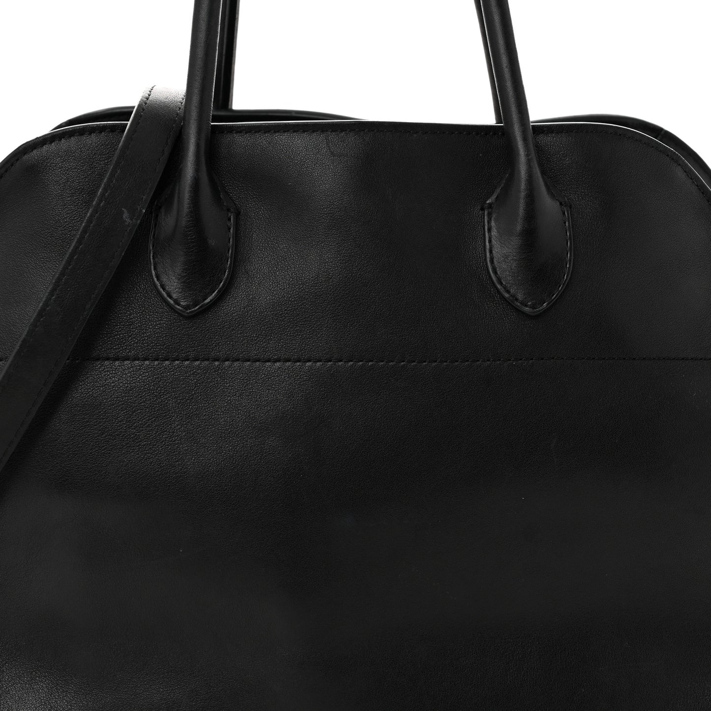 Polished Saddle Calfskin Soft Margaux 12 Black