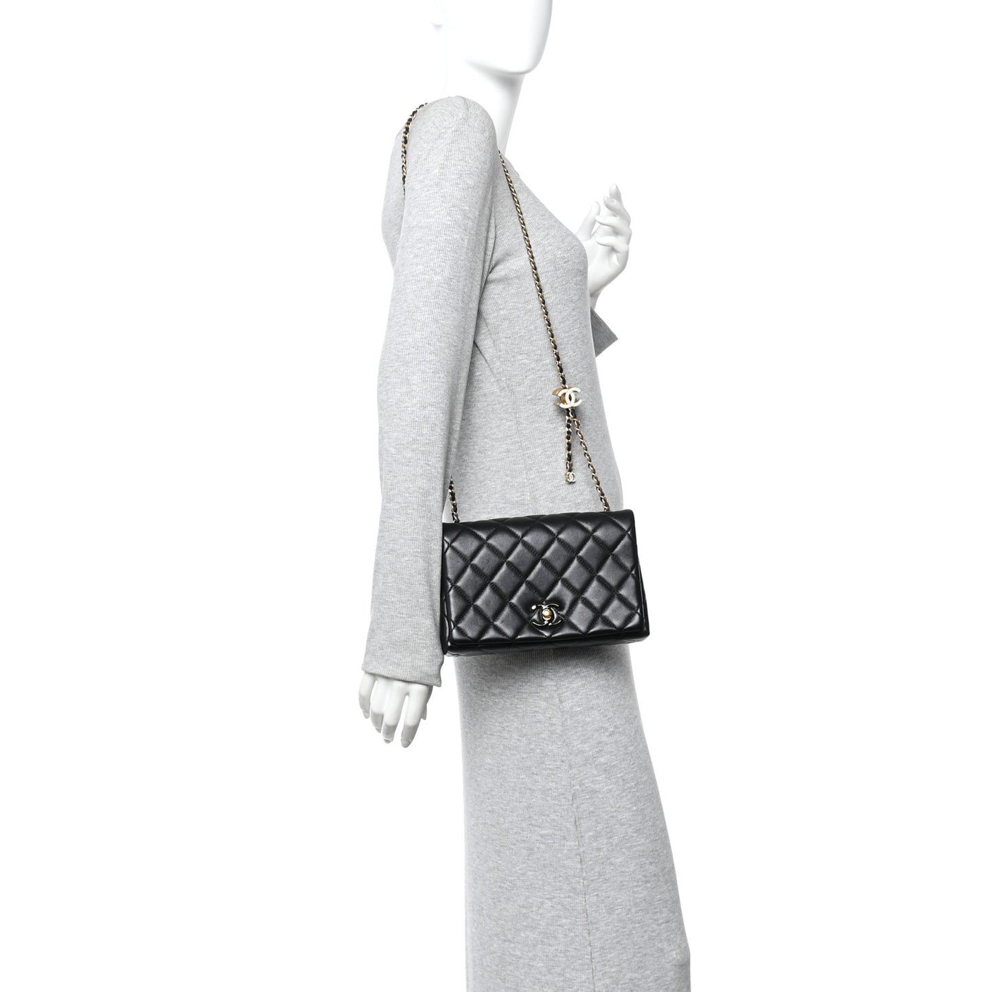 Shiny Lambskin Quilted Enamel CC Small Flap Black