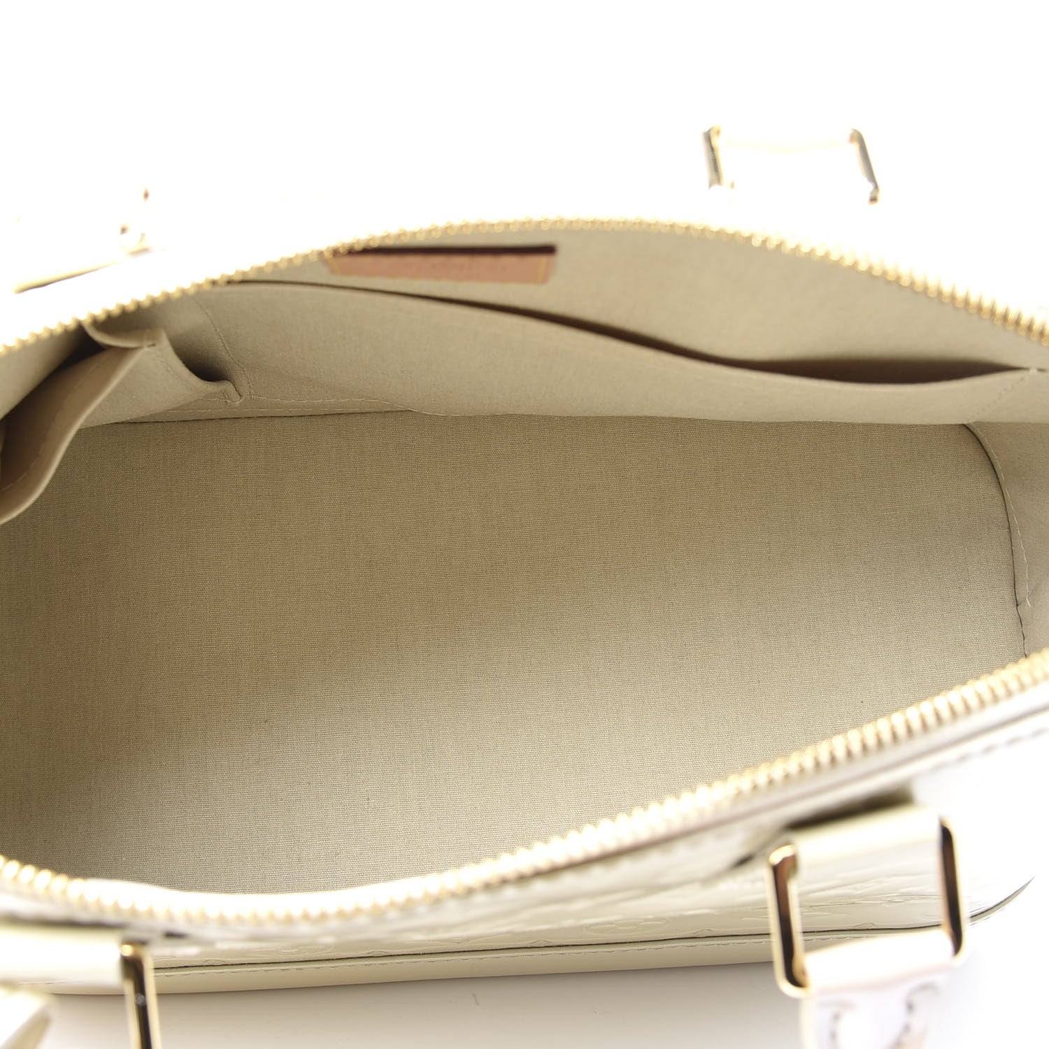 Louis Vuitton Vernis Alma PM Blanc Corail 4 of 10