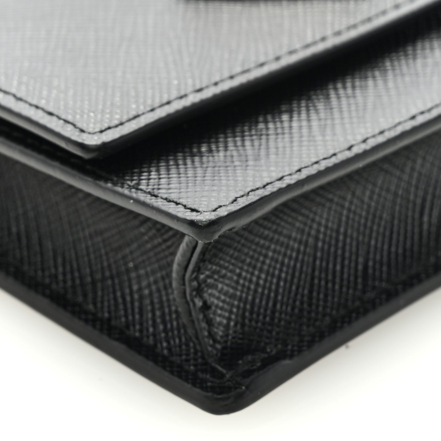 Saffiano Card Holder With Chain Black
