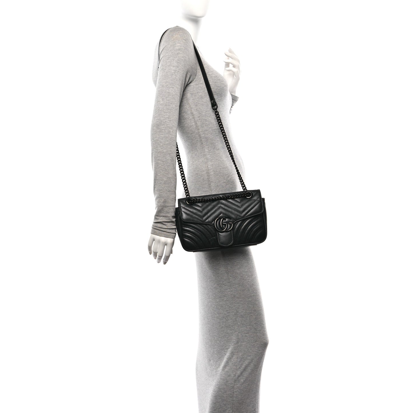 Calfskin Matelasse Monochrome Medium GG Marmont Shoulder Bag Black