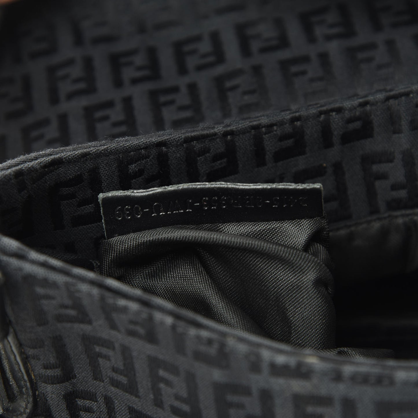 Zucchino Small Chef Shoulder Bag Black