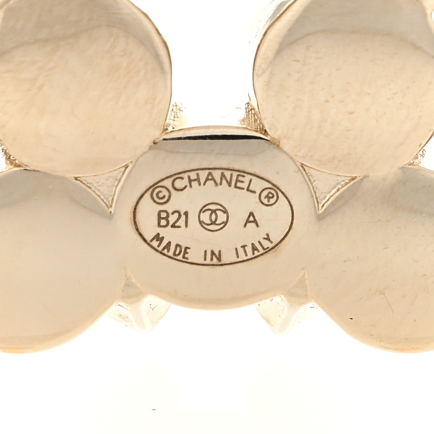 Chanel Pearl Crystal CC Brooch Gold 4 of 4
