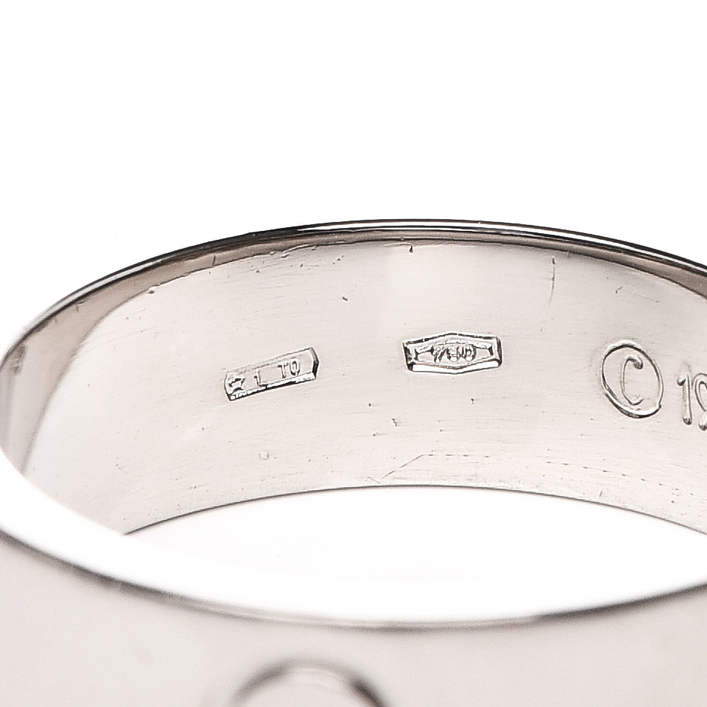 18K White Gold 5.5mm LOVE Ring 49 4.75