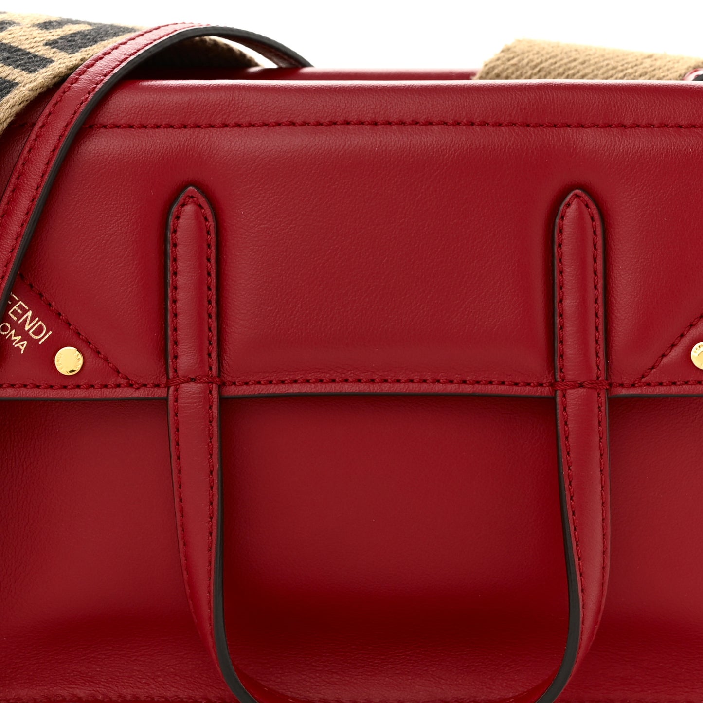 Vitello Grace Matte Small Flip Tote Fragola