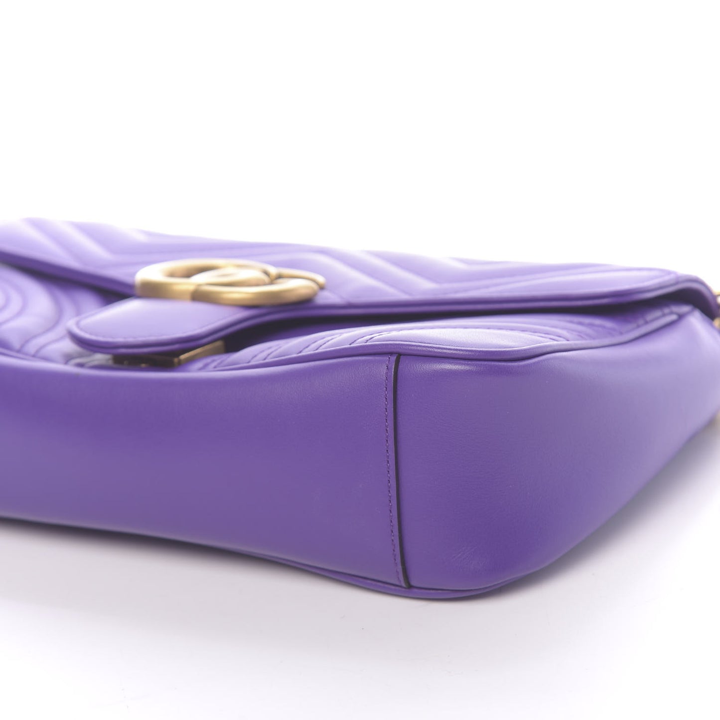 Calfskin Matelasse Small GG Marmont Shoulder Bag Shine Purple