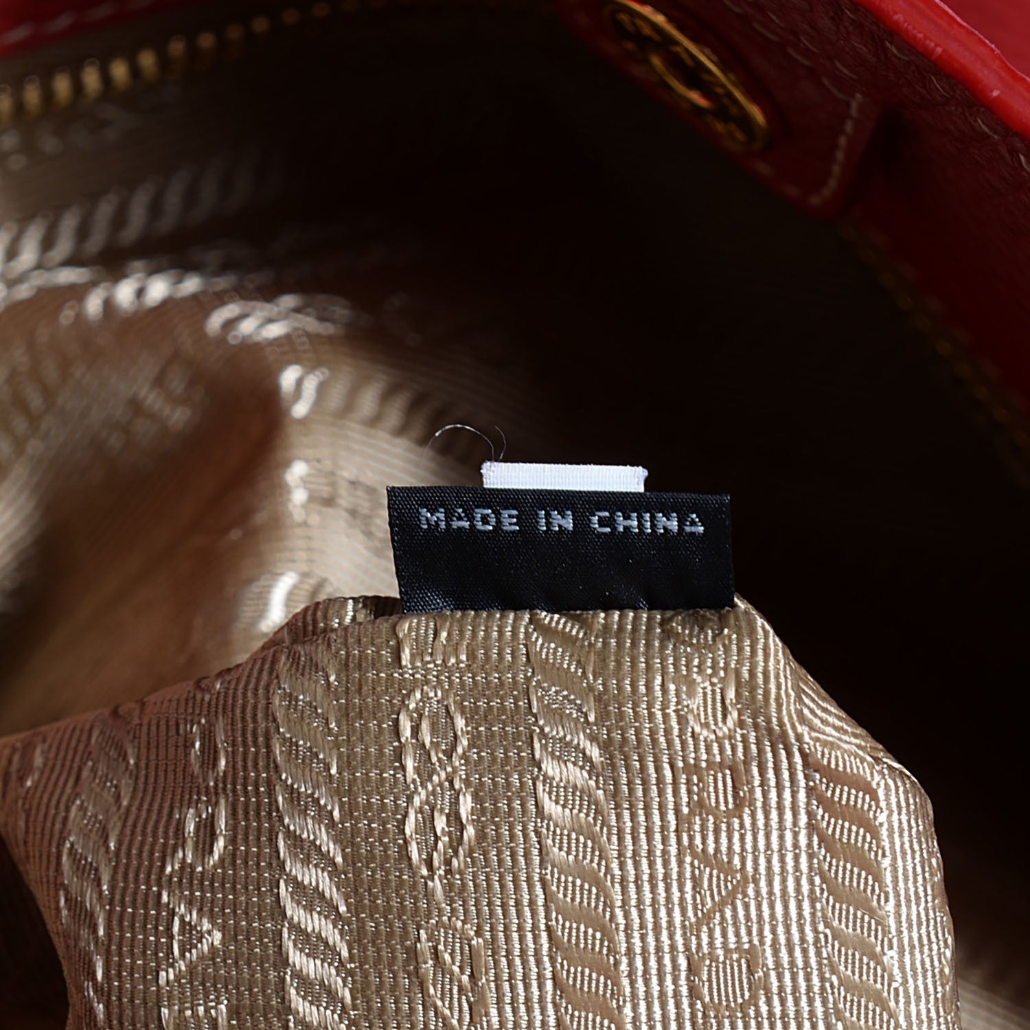 Prada Vitello Daino Tote Fuoco 7 of 10