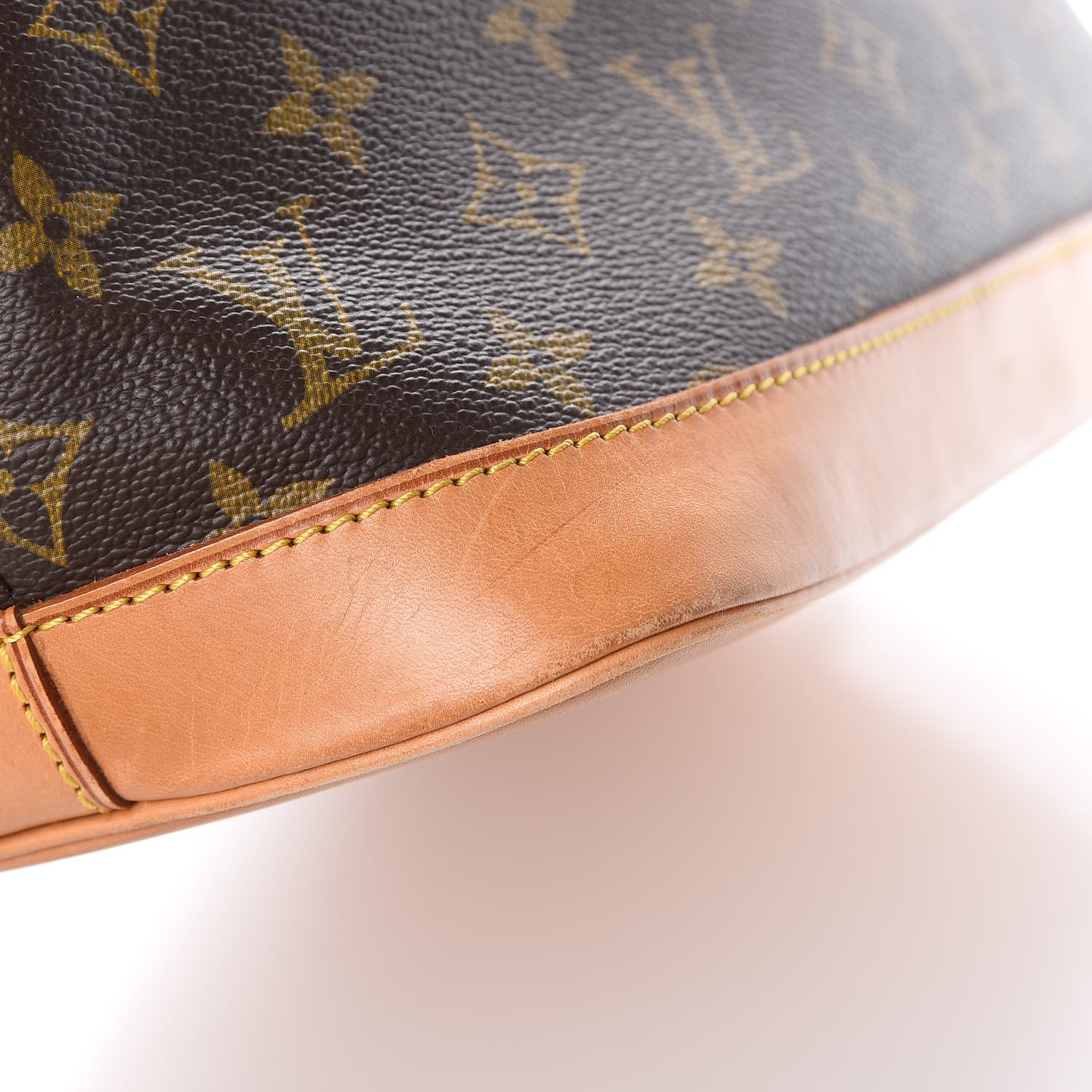 Louis Vuitton Monogram Alma PM 10 of 13