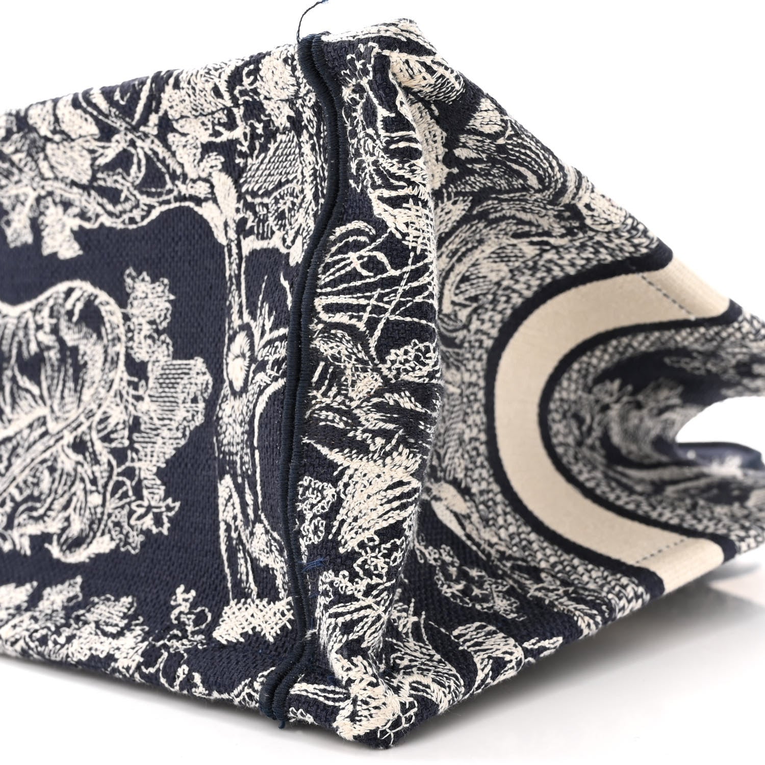 Christian Dior Canvas Embroidered Small Dioriviera Toile De Jouy Book Tote Blue 10 of 12