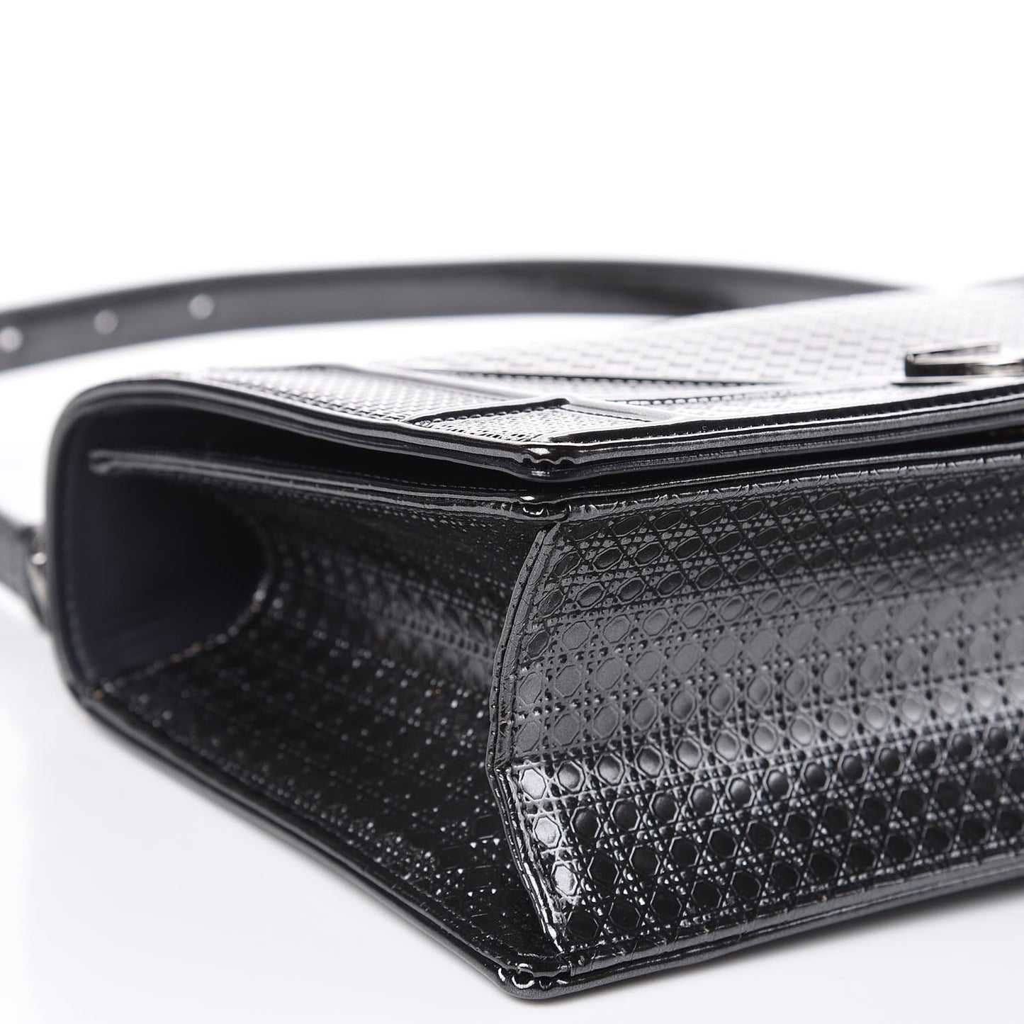 Metallic Patent Micro-Cannage Medium Diorama Flap Bag Graphite