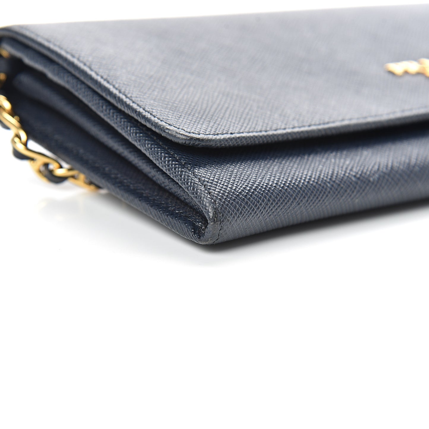 Saffiano Metal Oro Chain Wallet Baltico