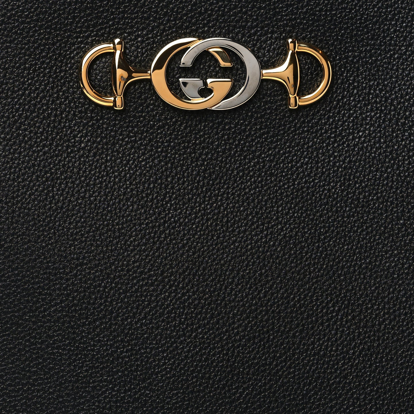 Grainy Calfskin Zumi Pouch Black
