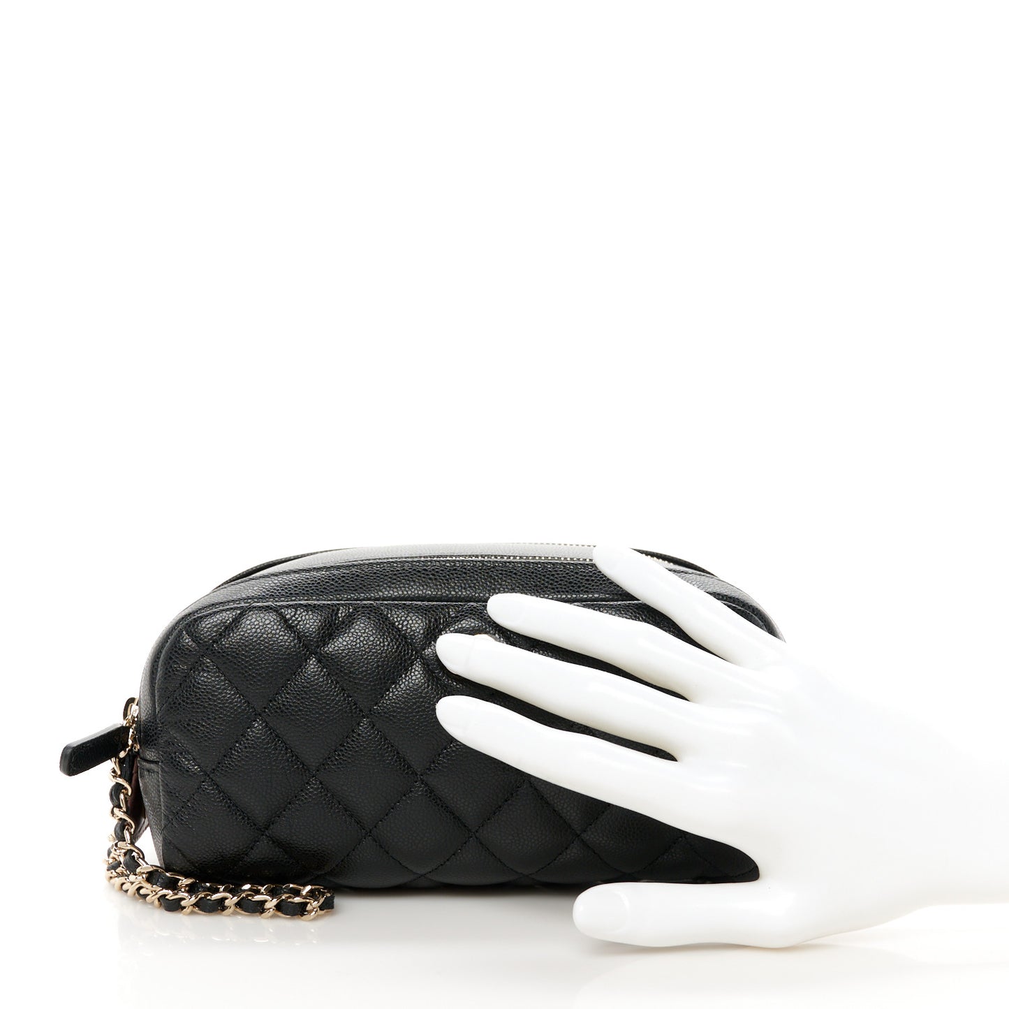 Caviar Quilted Toiletry Case With Chain Black
