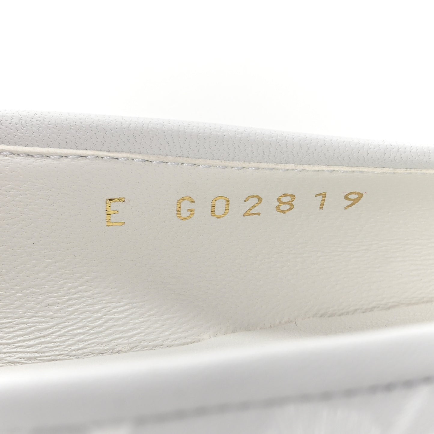 Lambskin Metallic Lambskin Cap Toe CC Ballet Flats 36 White Gold