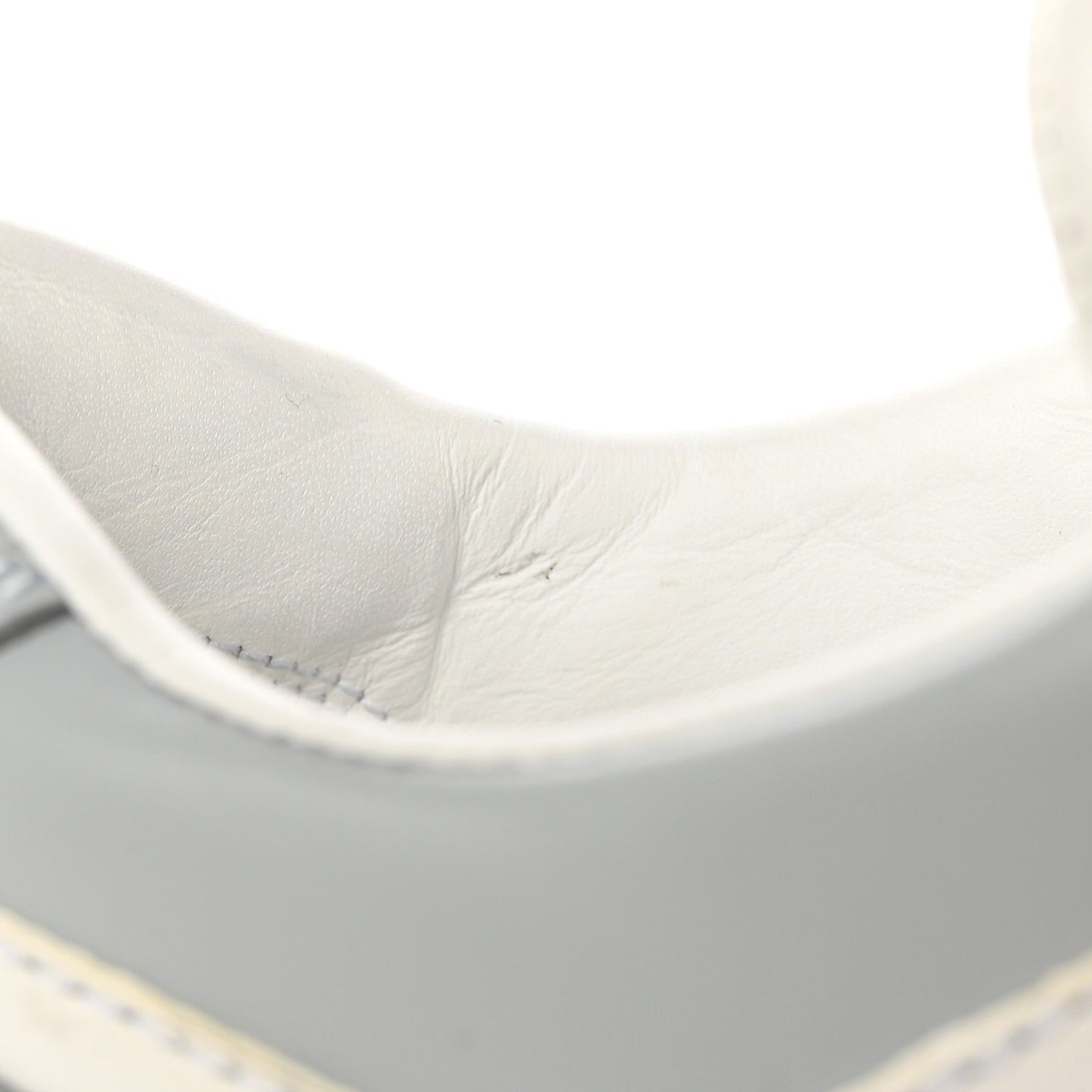 Vitello Sport Spazzolato Rois Triangle Logo Womens Downtown Low Top 30mm Sneakers 37.5 White Fiordaliso