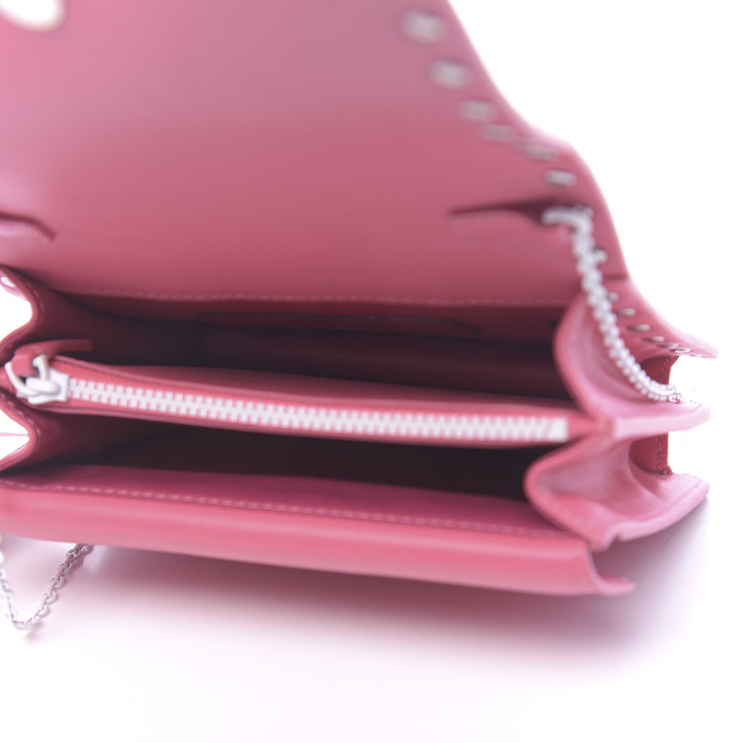 Valentino Garavani Vitello Colorblock Free Rockstud Wallet on Chain Shadow Pink Optic White 5 of 9
