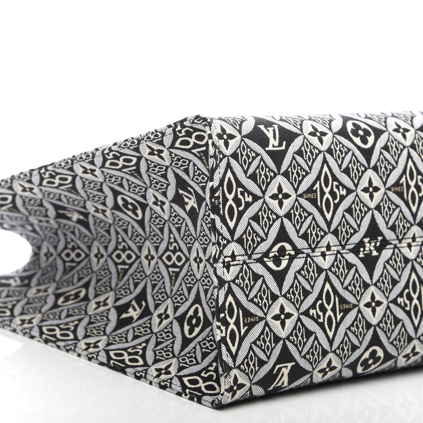 Jacquard Since 1854 Onthego GM Grey