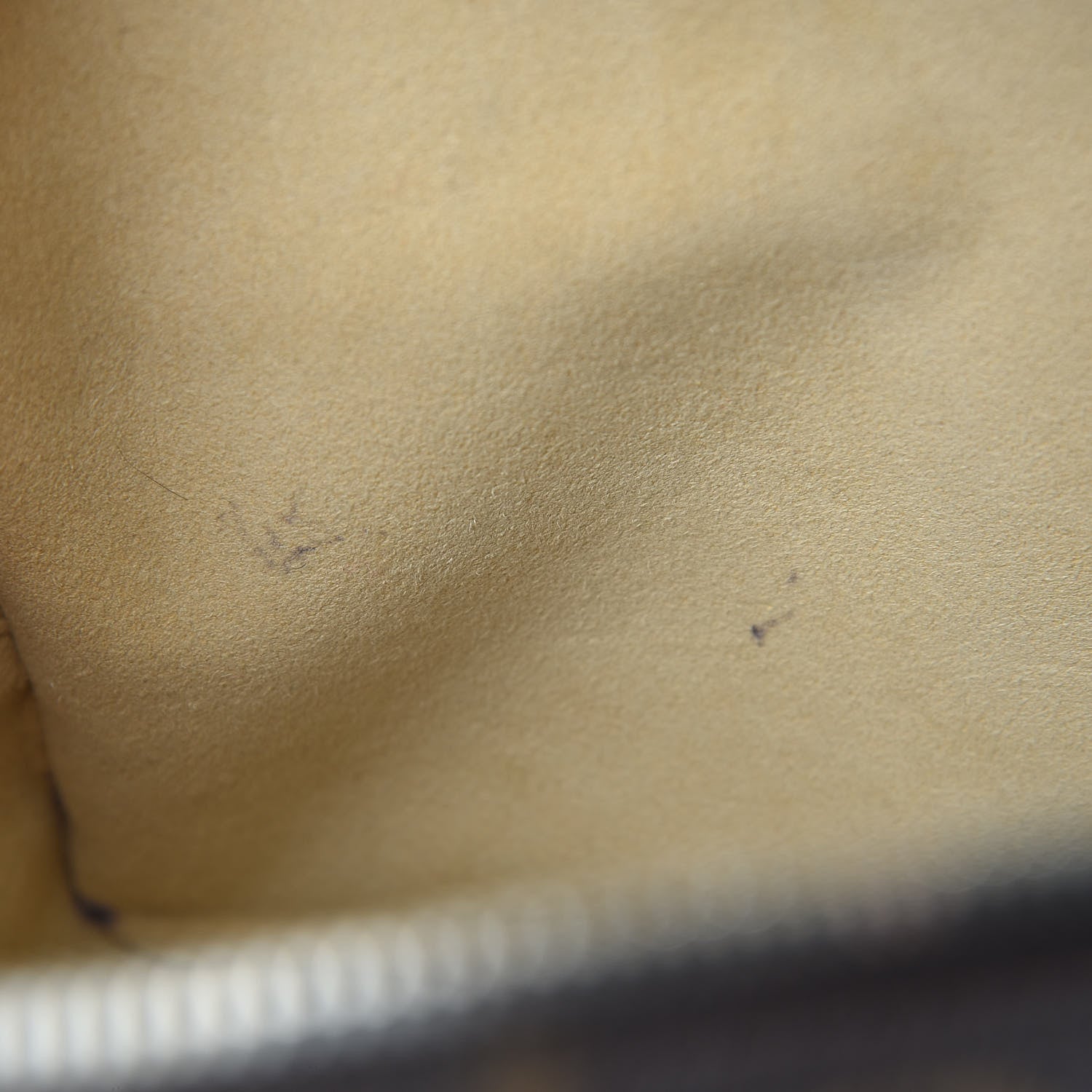 Louis Vuitton Monogram Manhattan PM 13 of 24