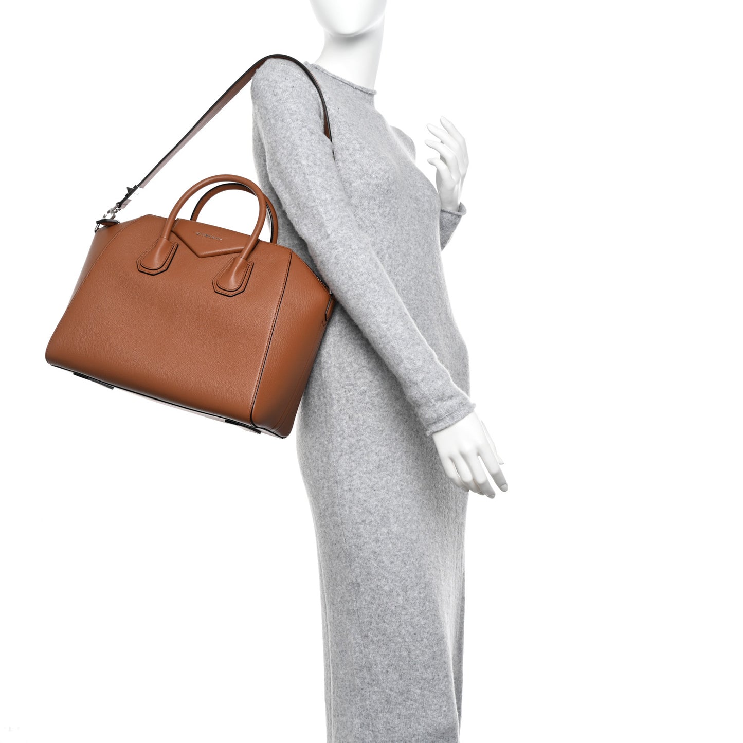 Sugar Goatskin Medium Antigona Cognac